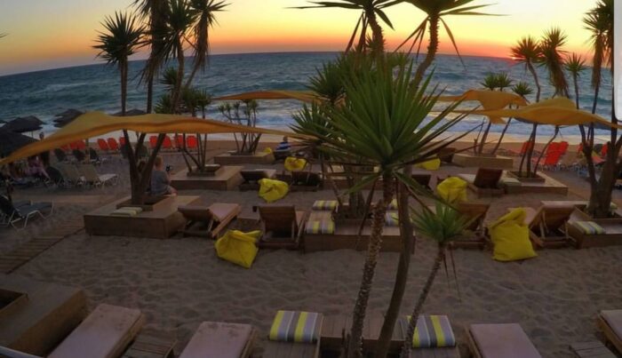 Blue Island seaside coffee bar Blue Island seaside coffee bar